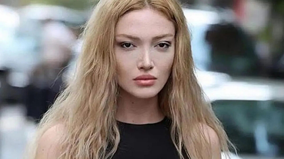 4. Danla Bilic<br>Platform: Instagram, YouTube<br><br>Takipçi Sayısı: 6,1 milyon (Instagram)<br><br>Niş: Güzellik ve yaşam tarzı<br><br>Açıklama: Güzellik ve yaşam tarzı içerikleriyle tanınan Bilic, markalarla yaptığı iş birlikleri sayesinde yüksek gelir elde etmektedir.