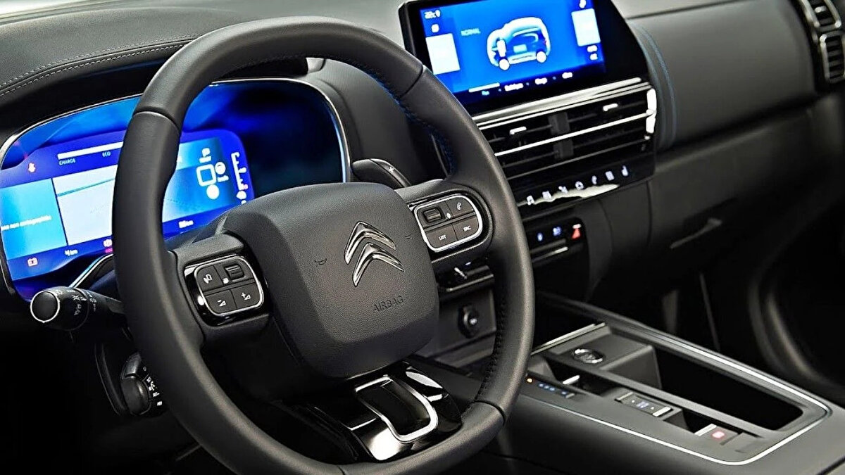 Vatandaşlar otomobil sahibi olmak için kolları sıvadı. Onlar kolları sıvarken dev markalar da kredi kampanyalarını sıraya dizdi.<br><br>