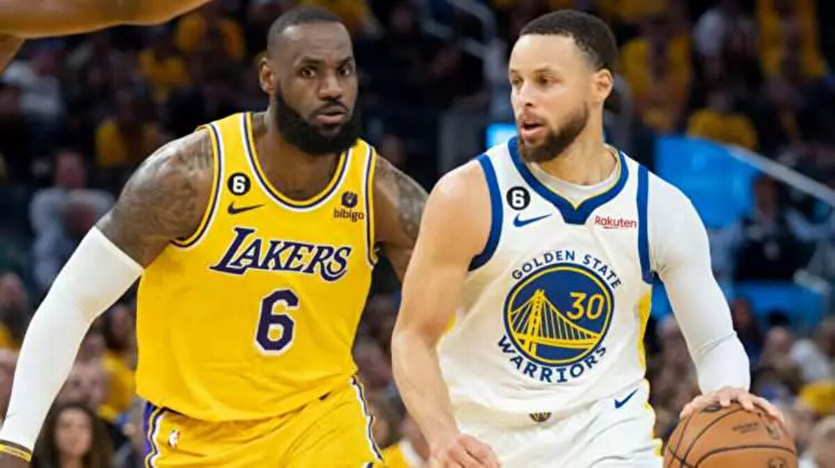 4.000 üç sayılık atışa ulaşan ilk NBA oyuncusu olan Golden State Warriors guardı Curry, 156 milyon dolar (yaklaşık 117 milyon £) kazandıktan sonra ikinci sıraya yükseldi.