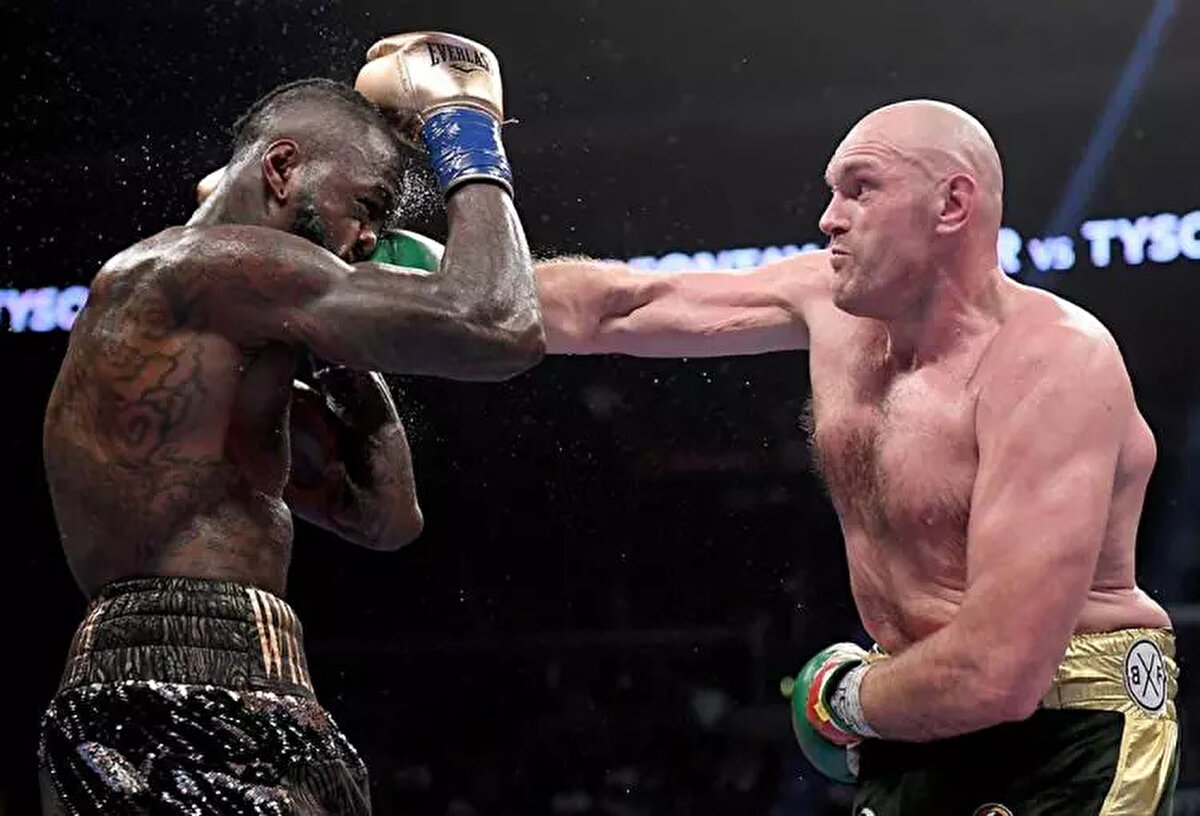 3.Tyson Fury, boks:<br><br> <br><br>146 milyon dolar (109,7 milyon £)<br><br> (103 milyon sterlin)<br><br>