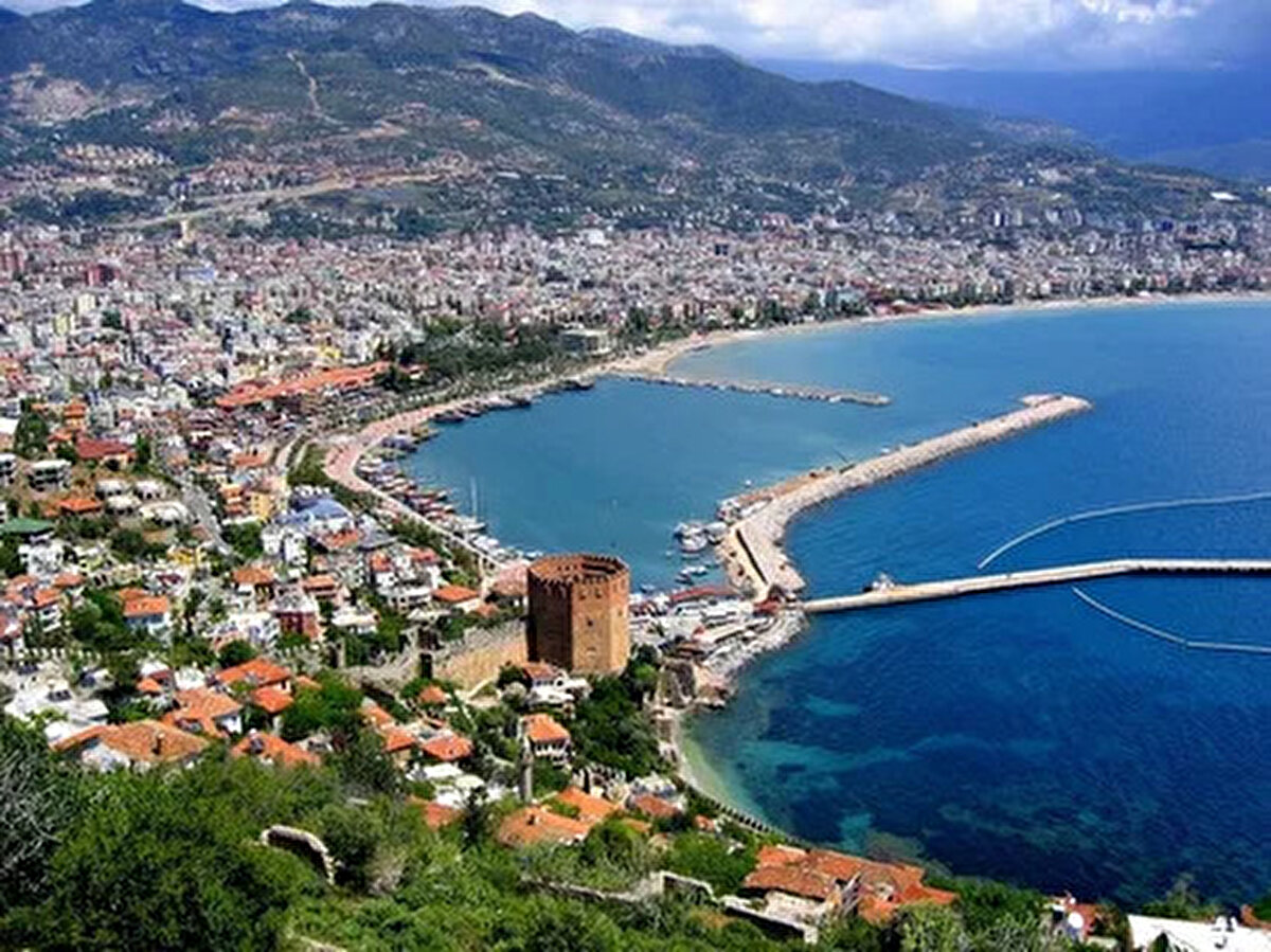 Alanya: 359.891