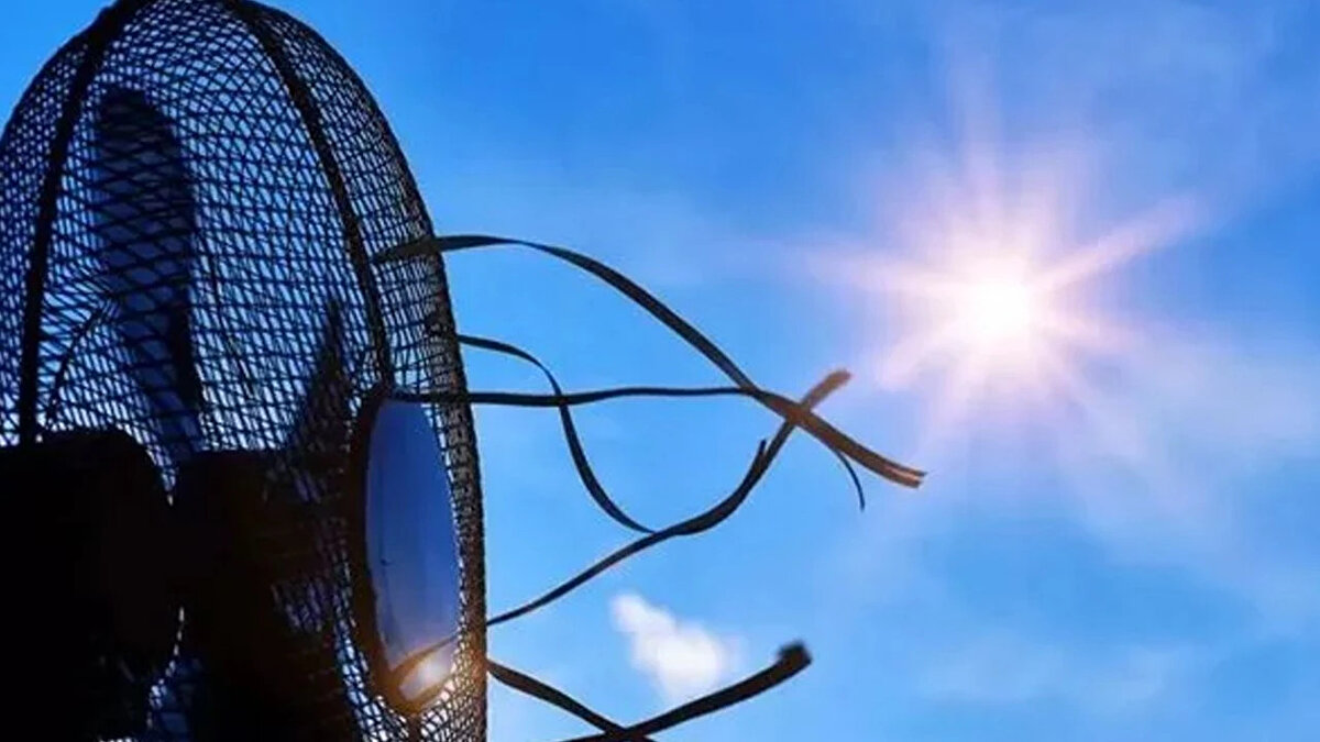 Yaz aylarında klima yerine pratik ve tasarruflu olması amacıyla vantilatör tercih ediliyor. Özellikle Doğu ve Akdeniz bölgelerindeki vatandaşlar sıcaklarla başa çıkmak için sık sık vantilatör kullanıyor.<br><br>