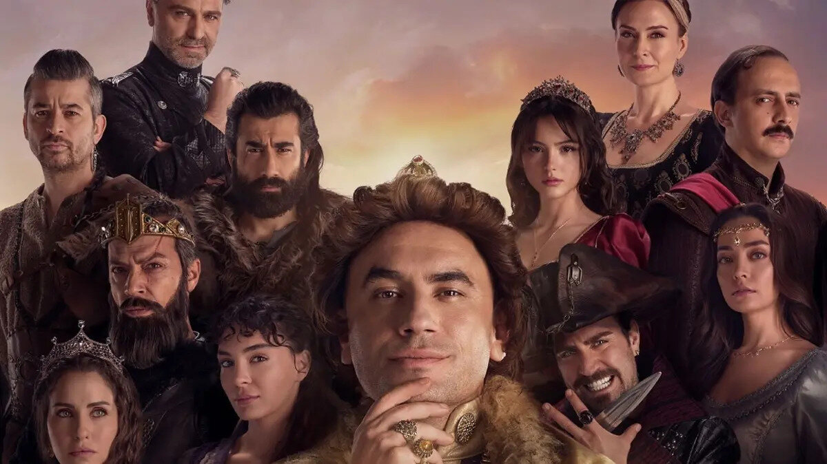 Son dönemin en çok konuşulan ve ilgiyle izlenen yapımlarından biri olan Prens'in yeni sezon öncesi düzenlenen galasında yaşanan kriz, uzun süre gündemdeki yerini korudu.