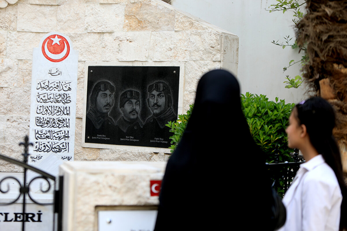 Ancak 27 Şubat 1914'te Kudüs'e doğru ilerlerken Taberiye Gölü yakınlarında yaşanan kazada, Yüzbaşı Fethi Bey ve Üsteğmen Sadık Bey şehit düştü.