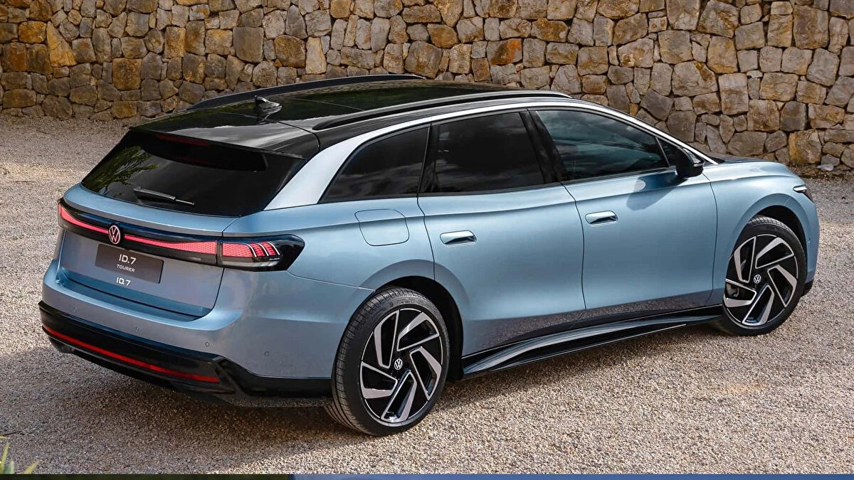 Edinilen bilgilere göre 2026’dan itibaren Volkswagen, ID serisini kapsamlı bir süreçten geçirmeye hazırlanıyor. Söz konusu değişim, isimlendirme açısından da uygun bir zemin oluşturabilir.