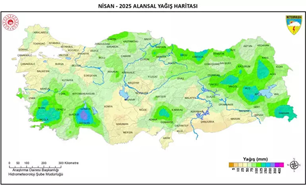 5 bölgede artış oranı yüzde 100'ü geçti<br><br>Marmara'da nisan ayı yağışı 42,4 kg, normali 51,9 kg ve 2024 yılı Nisan ayı yağışı 39,3 kg. Yağışlar normaline göre yüzde 18 azaldı, 2024 yılı Nisan ayına göre yüzde 8 arttı.<br><br>Ege'de nisan ayı yağışı 82,4 kg, normali 54 kg ve 2024 yılı Nisan ayı yağışı 24,7 kg. Yağışlar normaline göre yüzde 53, 2024 yılı Nisan ayına göre yüzde 100'den fazla yükseldi.<br><br>Akdeniz'de nisan ayı yağışı 79,1 kg, normali 53,5 kg ve 2024 yılı Nisan ayı yağışı 23 kg. Yağışlarda normaline göre yüzde 48, 2024 yılı Nisan ayına göre yüzde 100'den fazla artış oldu.<br><br>İç Anadolu'da nisan ayı yağışı 57,8 kg, normali 45,5 kg ve 2024 yılı Nisan ayı yağışı 21,4 kg. Yağışlarda normaline göre yüzde 27, 2024 yılı Nisan ayına göre yüzde 100'den fazla artış gerçekleşti.