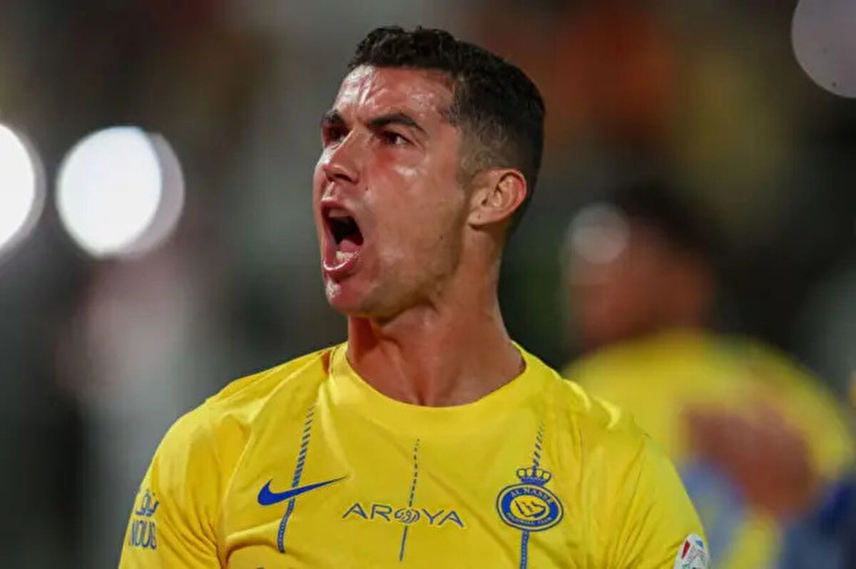 Suudi Arabistan'ın Al Nassr takımında forma giyen Cristiano Ronaldo'nun sözleşmesi 30 Haziran'da sona erecek.