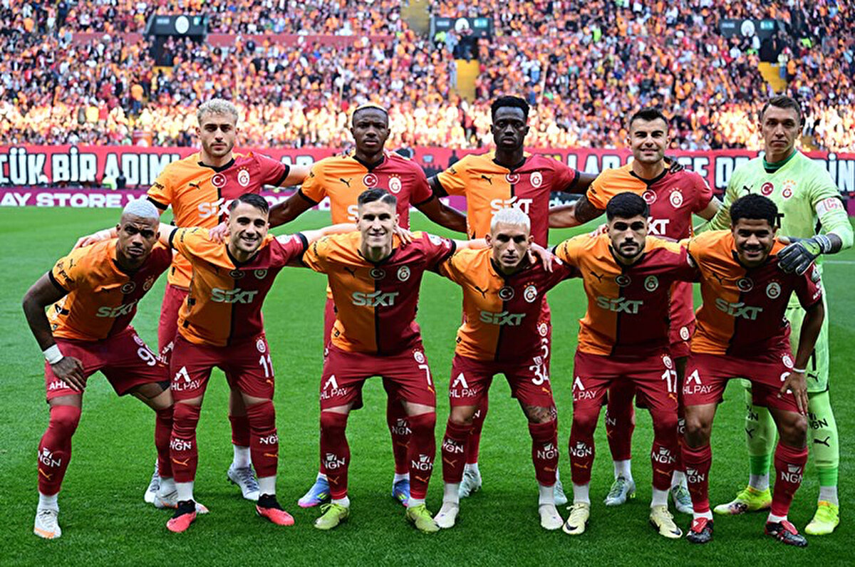Süper Lig'in 36. haftasında Galatasaray, Kayserispor'u konuk ettiği maçta rakibini Victor Osimhen, Barış Alper Yılmaz ve Fernando Muslera'nın golleriyle mağlup etti.<br>