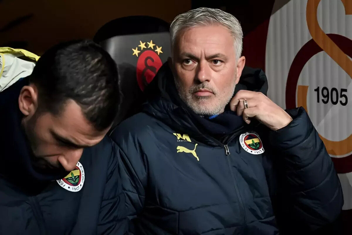 Fenerbahçe Teknik Direktörü Jose Mourinho, Eyüpspor maçının ardından yaptığı açıklamada bu durumu eleştirmişti.