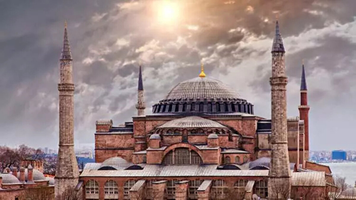 29)  AYASOFYA CAMİİ  |  18 BİN KİŞİLİK<br><br> <br><br>Türkiye - İstanbul