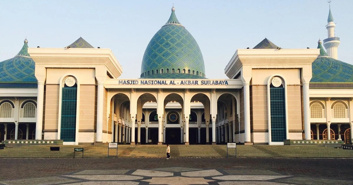 13)  AL AKBAR ULUSLARARASI CAMİİ  |  59 BİN<br><br> <br><br>Endonezya