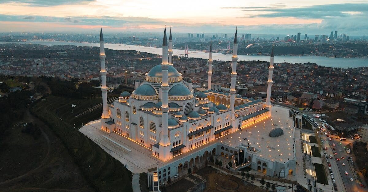 12)  ÇAMLICA CAMİİ  |  63 BİN KİŞİLİK<br><br> <br><br>Türkiye - İstanbul