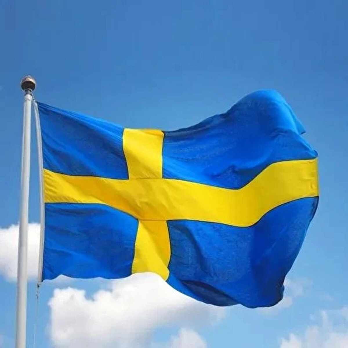 7 - İSVEÇ<br>Başvuru sayısı: 55 bin 375<br>Onay sayısı: 41 bin 026<br>Ret sayısı: 13 bin 742<br>Ortalama ret oranı: Yüzde 24,82<br><br><br>