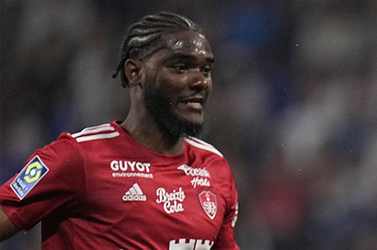 Lilian Brassier - Rennes (Zorunlu satın alma)<br>