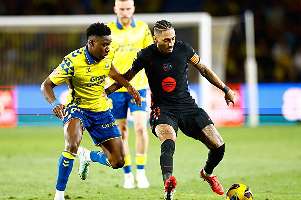 Dario Essugo - Chelsea<br>