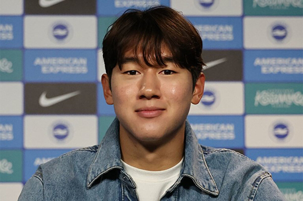 Yoon Doyoung - Brighton<br>