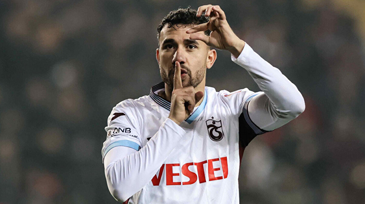 Mahmoud Trezeguet-Al-Ahli<br>(Zorunlu satın alma)