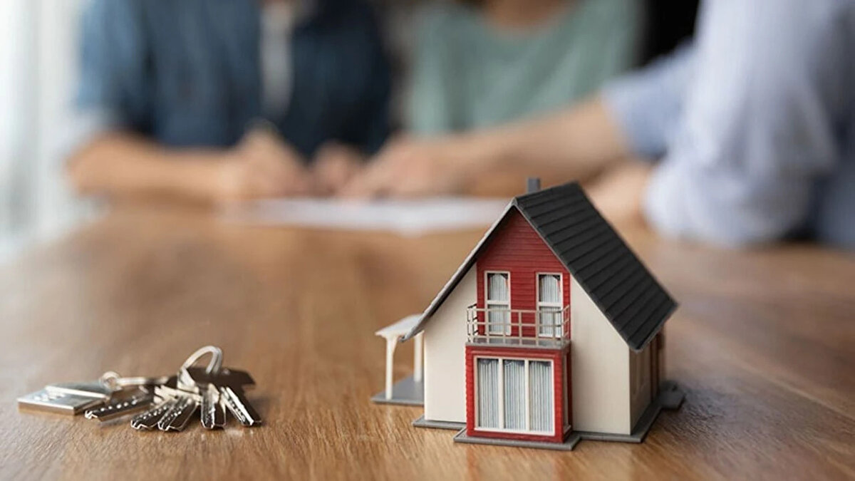 Emlak vergisi ne kadar arttı? <br><br>2025'te emlak vergisi fiyatları yüzde 43,93'ün yarısı olan yüzde 21,97 oranında yükselecek. 1000 TL vergi ödüyorsanız, 1.200 TL vergi ödeyeceksiniz.<br><br>