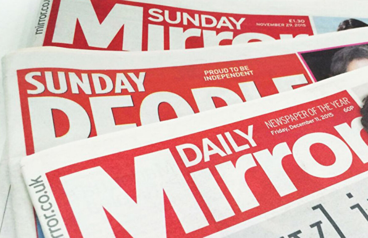 Mirror gazetesinin haberine göre, Errol Musk, 6 yaşındaki kızının banyo yaptığı sırada mülküne giren üç erkeği vurarak öldürmüştü. Musk, bu kişileri öldürerek kızını kaçırılıp öldürülmekten ve “yamyamca yenmekten” koruduğunu ileri sürdü. 