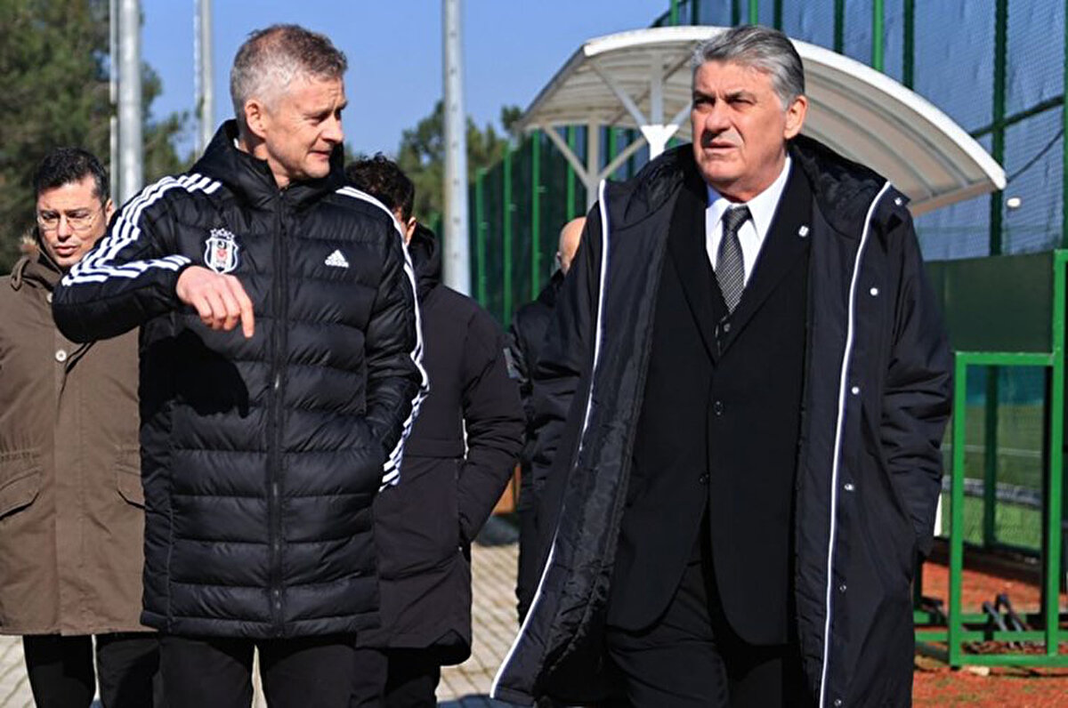 Süper Lig'de bitime iki hafta kala transfer çalışmalarını sürdüren Beşiktaş, gelecek sezon için kadro kalitesini yükseltecek hamleler yapmaya hazırlanıyor.<br>