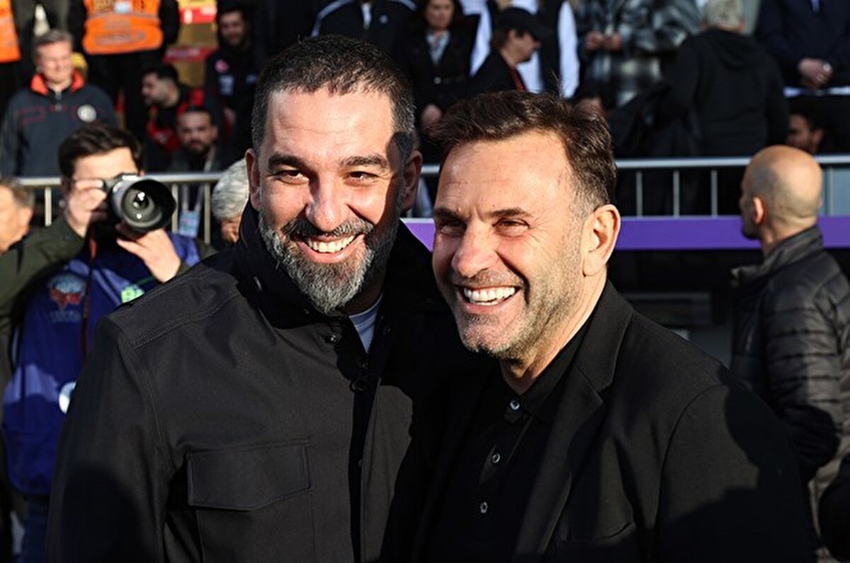 Yine haberde yer alan bilgiye göre; Ukrayna ekibi Arda Turan'a yıllık 2 milyon Euro ödeyecek.