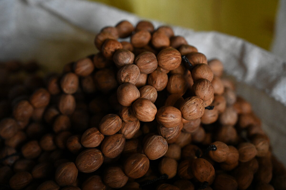 Kokusu, doğallığı ve çekim kolaylığıyla öne çıkan andız tespihleri, yurt genelinden talep görüyor.