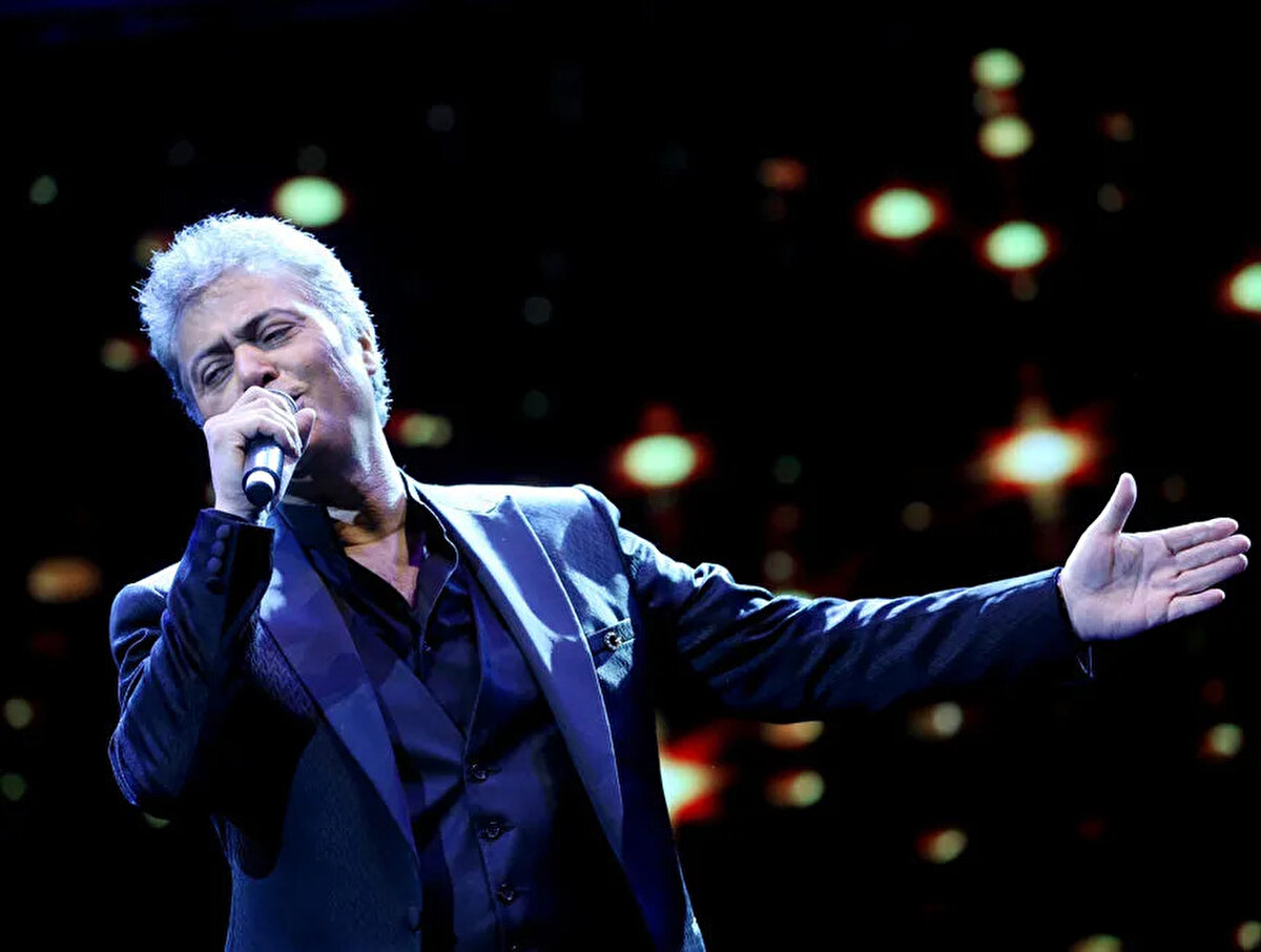 CENGİZ KURTOĞLU  |  ARTVİN