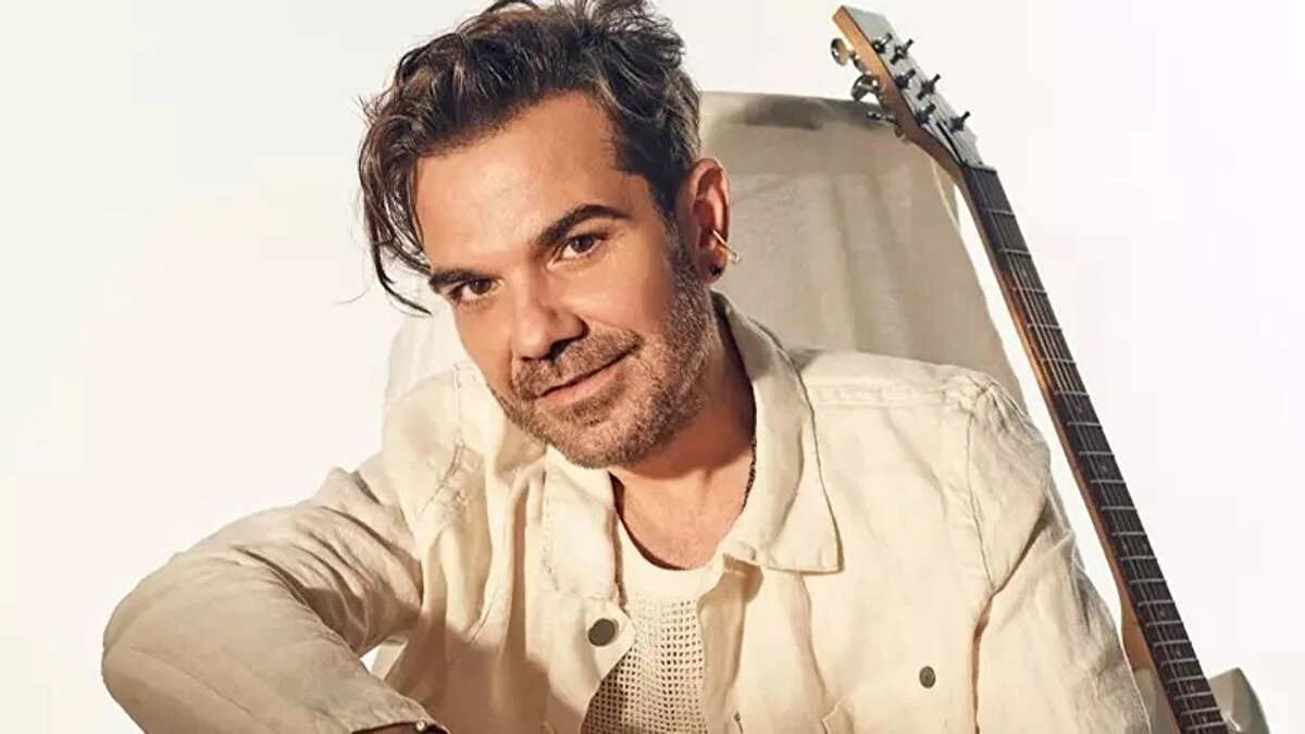 KENAN DOĞULU  |  İSTANBUL