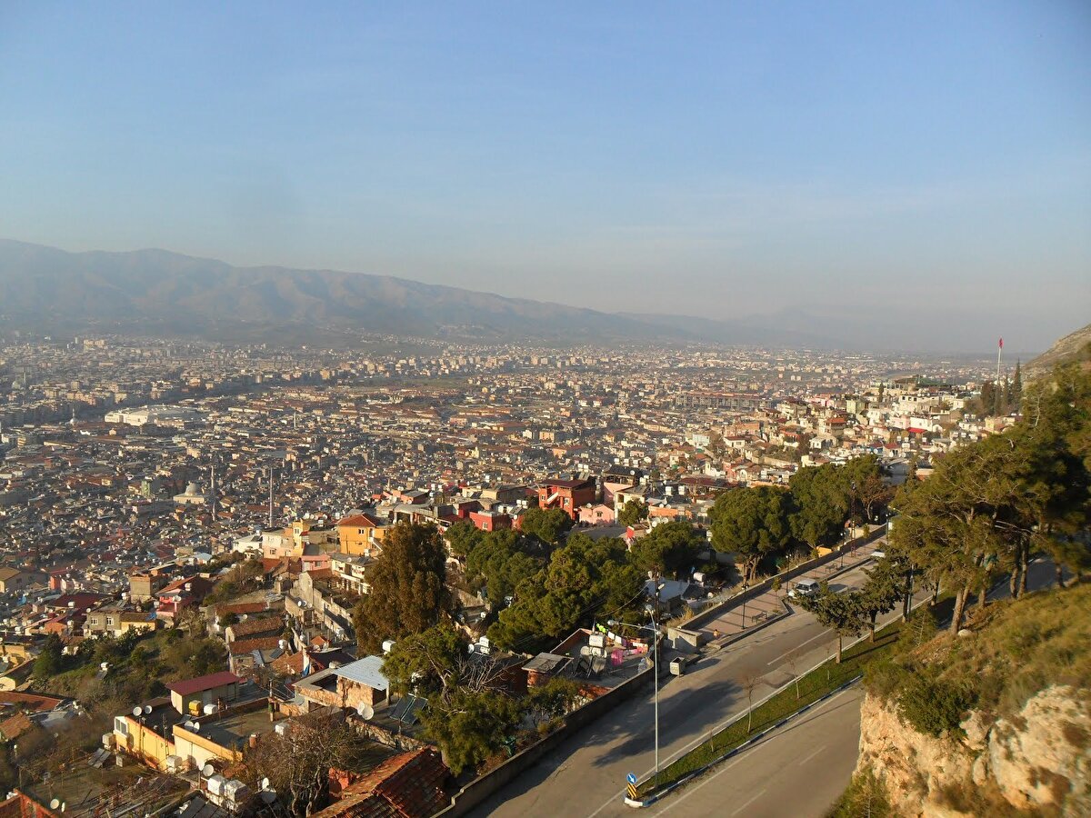 <br>1 - Hatay, Osmaniye, Kahramanmaraş: %-9,3