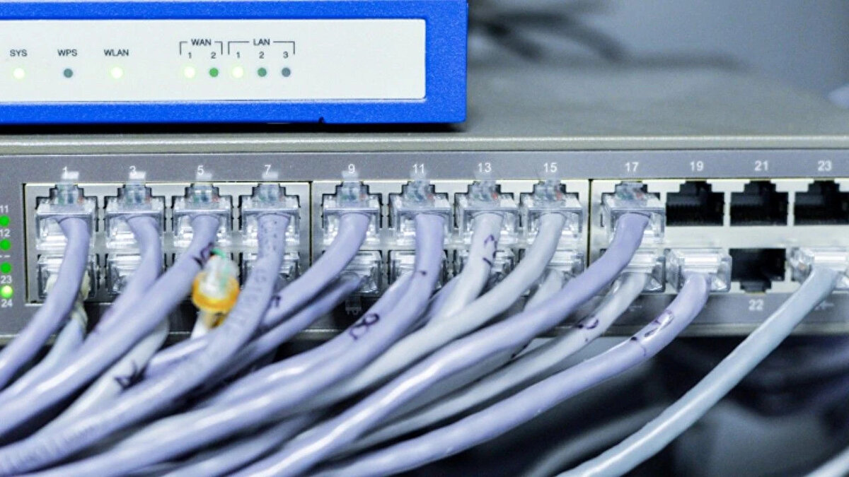 Geçtiğimiz yıllarda bir dönem Birleşik Arap Emirlikleri’nin tüm ülkeleri geride bıraktığı listenin zirvesine yeniden Singapur yerleşti.<br><br>