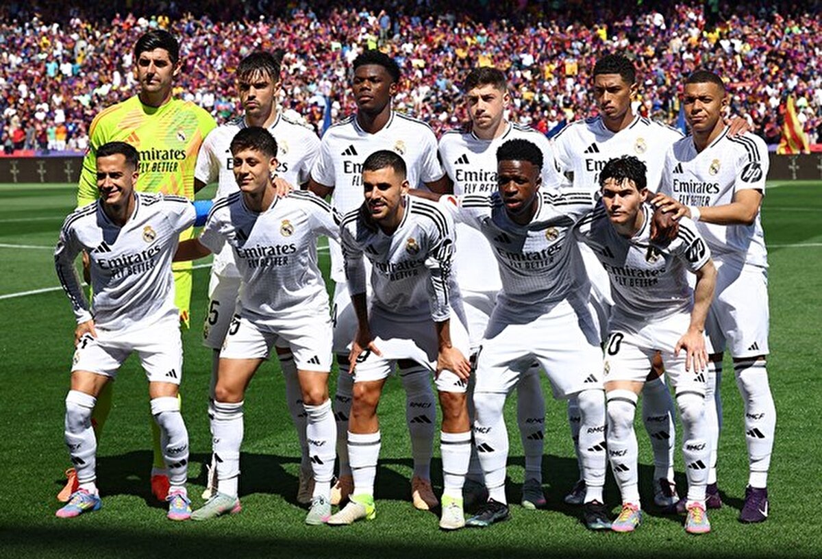 Geçen sezon Şampiyonlar Ligi'ni ve LaLiga'yı kazanan Real Madrid, bu sezon Mbappe transferine rağmen bütün turnuvalarda başarısız oldu.<br><br>