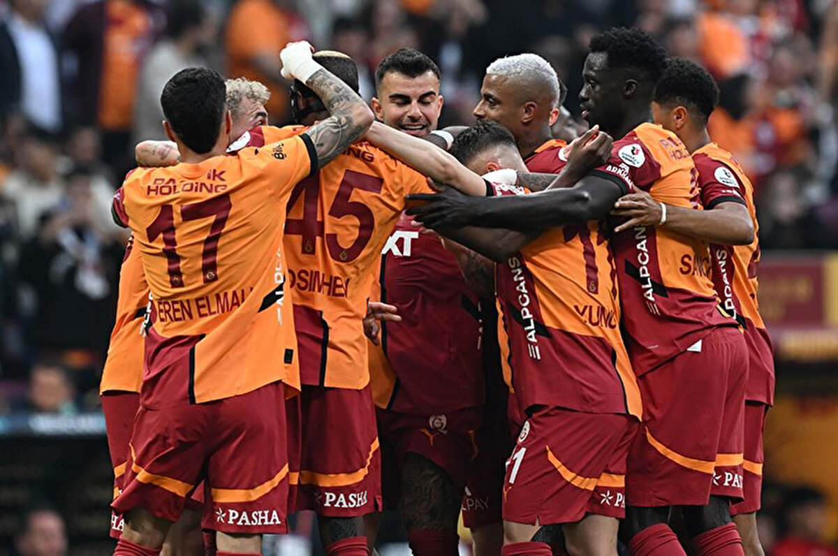 Süper Lig'de şampiyonluğa ulaşan Galatasaray, 2025/26 sezonunda Şampiyonlar Ligi'ne lig aşamasında başlayacak.<br>
