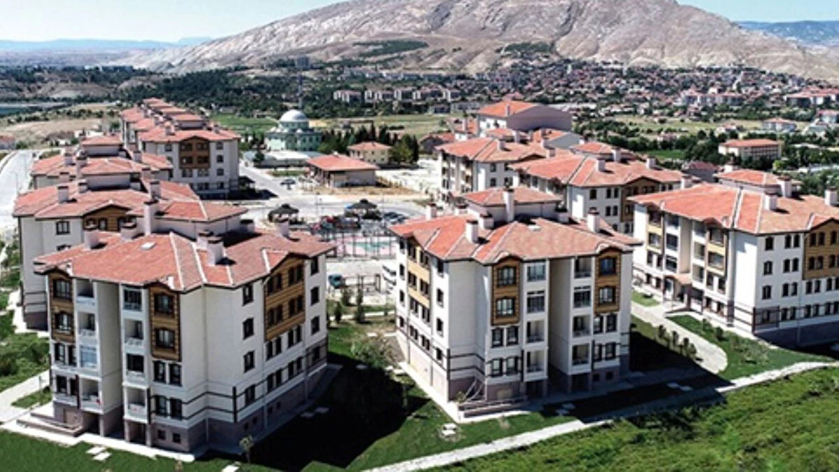 8- Iğdır: 22 bin 222 TL (Yüzde 12,42)