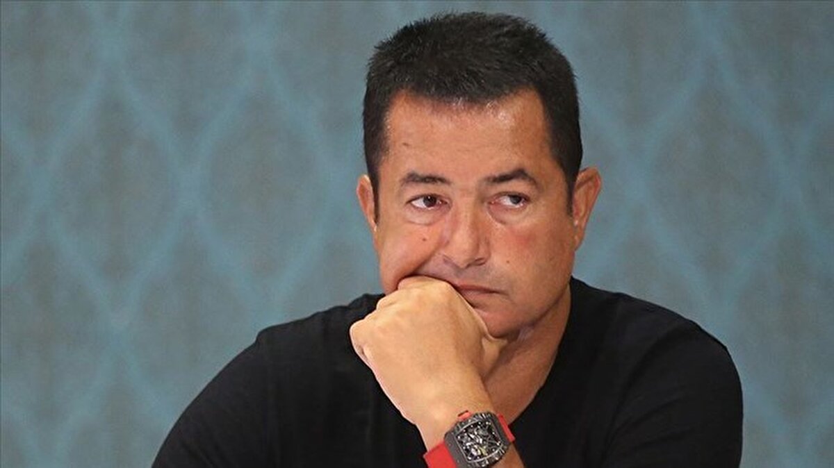 İngiliz basınından Hull Daily Mail'e konuşan Acun Ilıcalı, yeni teknik direktör için görüşmelerin devam ettiğini söyledi.