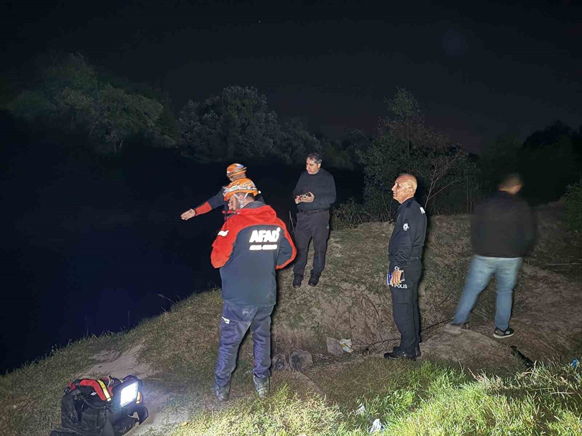 Yapılan tüm aramalara rağmen talihsiz adamdan henüz bir iz bulunamadı.