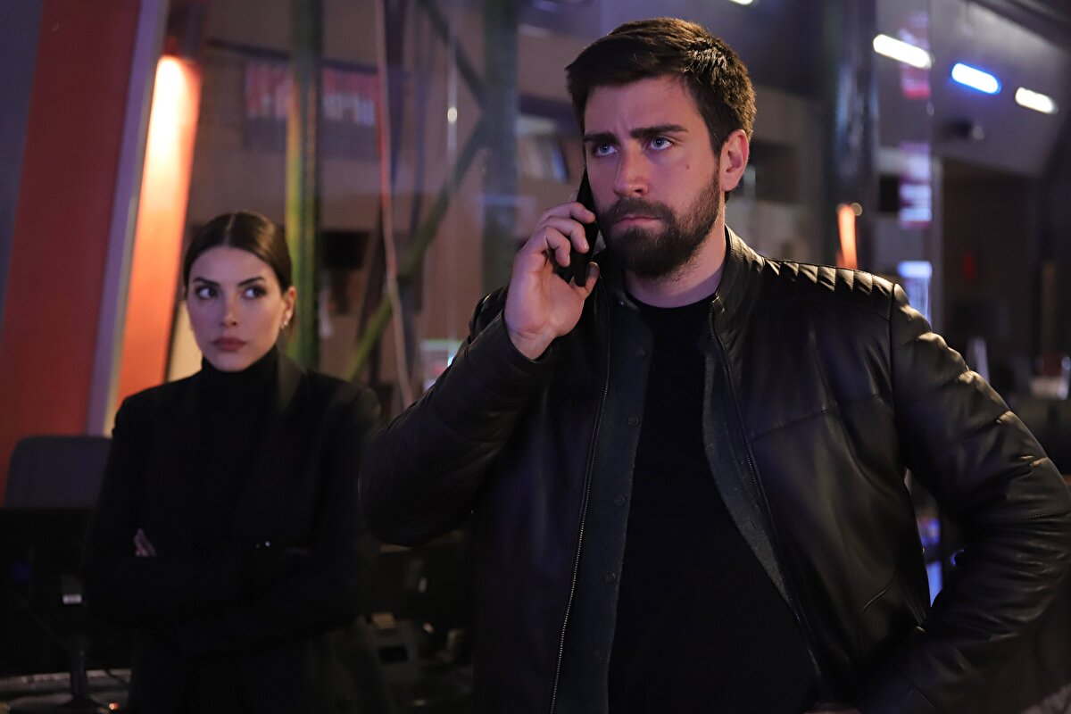 2021 yılında yayın hayatına başlayan Teşkilat, 5. sezonuna kadar birçok kez başrol değişikliğine gitti.