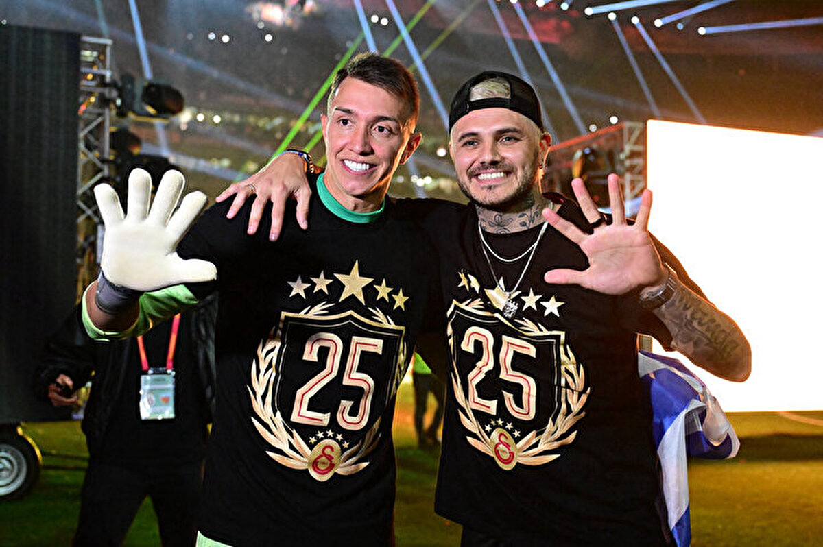 Şampiyonluk kutlamalarında yer alacak isimler şu şekilde:<br>