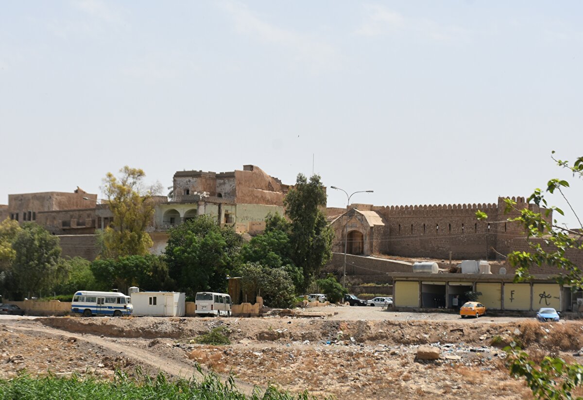 Irak'ta yıllardır yaşanan savaş ve çatışma ortamı, terör olayları ve ekonomik sıkıntılar nedeniyle bu tür ecdat mirası tarihi yerlere önemin azalırken, Kerkük Kalesi de ihmal ve bakımsızlık nedeniyle günümüzde yıkılma tehlikesiyle karşı karşıya.​​