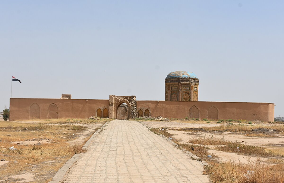 247 bin 500 metrekarelik bir alana kurulan kale, 1980'lerin ortalarına kadar da yerleşim yeri olarak kullanılıyordu.