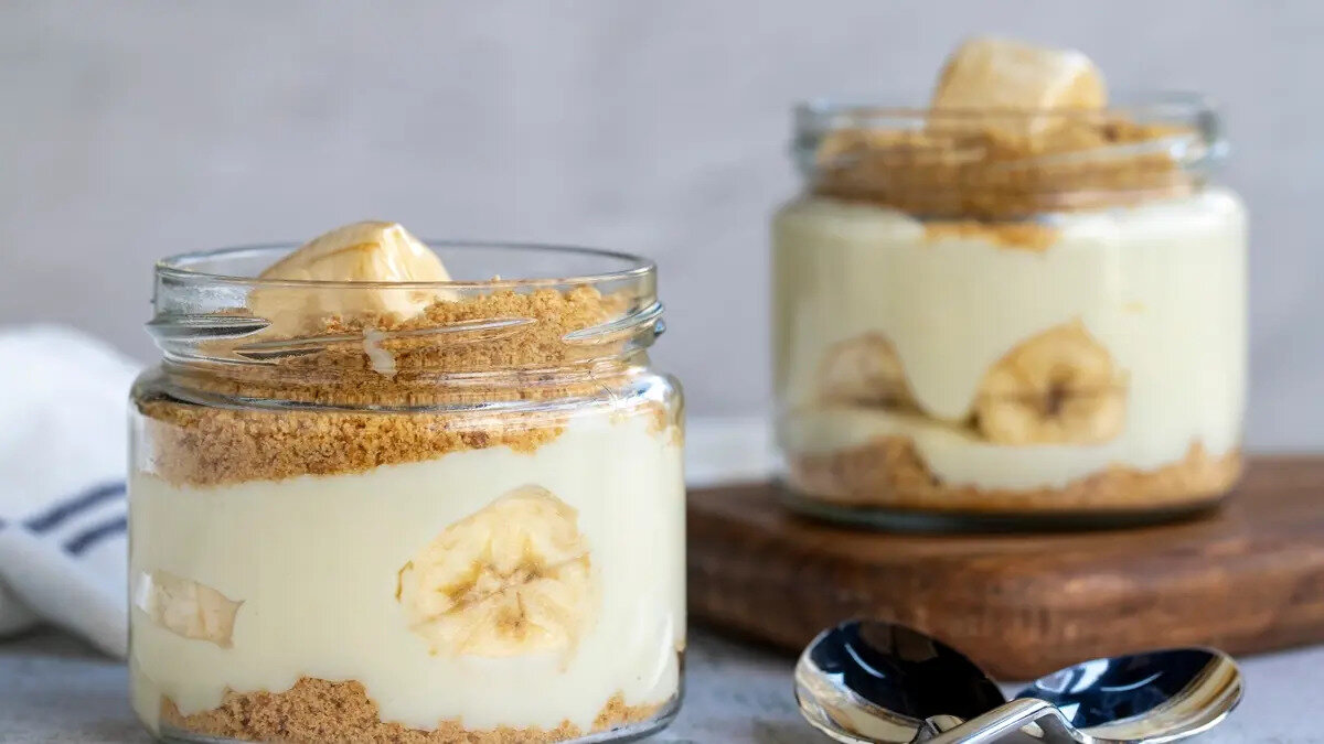 Yemek şirketine idari para cezası uygulanırken, zehirlenen işçilerin de firmadan şikayetçi oldukları öğrenildi.<br>Konuyla ilgili soruşturma sürüyor.