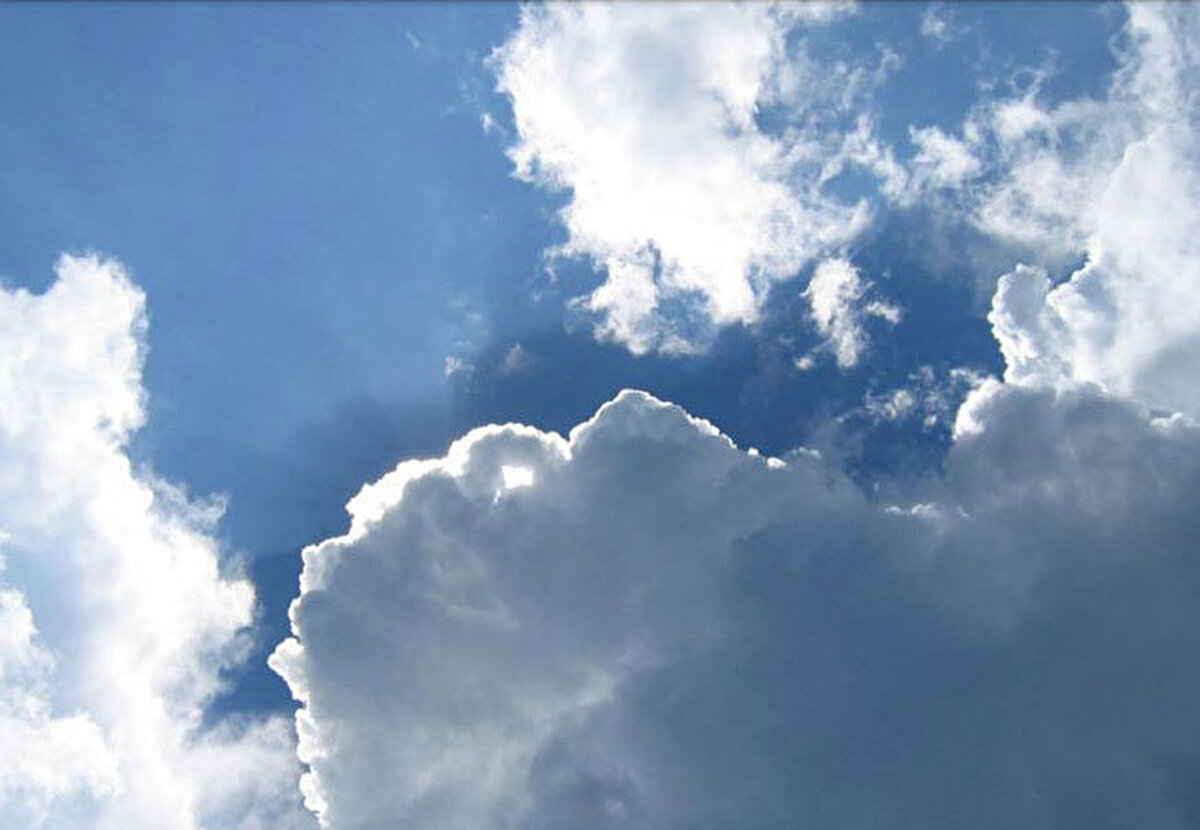 Orta ve Doğu Karadeniz<br><br>Parçalı ve çok bulutlu, zamanla az bulutlu. Doğu Karadeniz’in iç kesimlerinde yerel sağanak yağış bekleniyor.<br><br>Amasya: 33°C – Parçalı ve çok bulutlu, zamanla az bulutlu<br><br>Rize: 22°C – Parçalı ve çok bulutlu, zamanla az bulutlu<br><br>Samsun: 24°C – Parçalı ve çok bulutlu, zamanla az bulutlu<br><br>Trabzon: 21°C – Parçalı ve çok bulutlu, zamanla az bulutlu