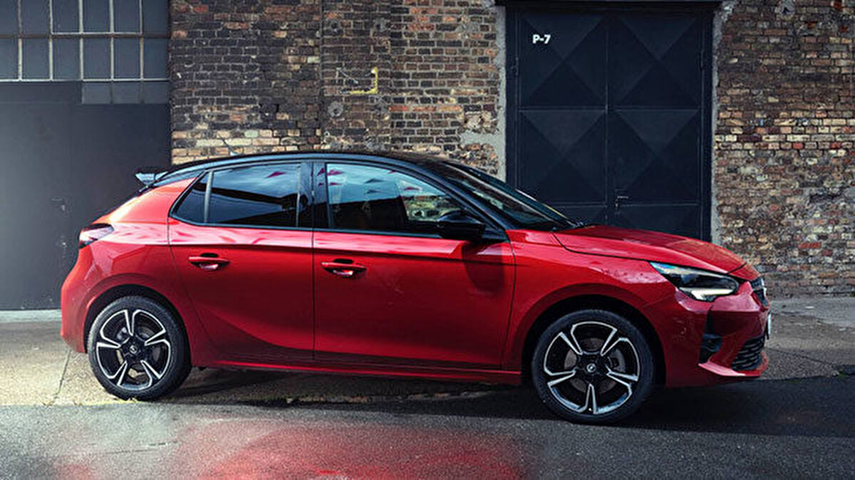 Opel Corsa GS<br>1.370.000 TL 