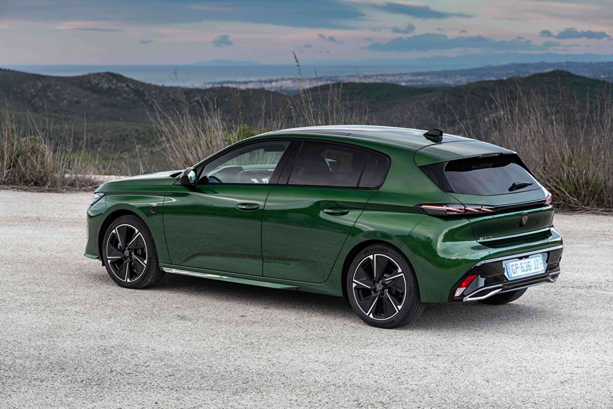 Peugeot E 308 – 1.893.500 TL – 1.893.500 TL – 410 KM – 17 Kasım 2024