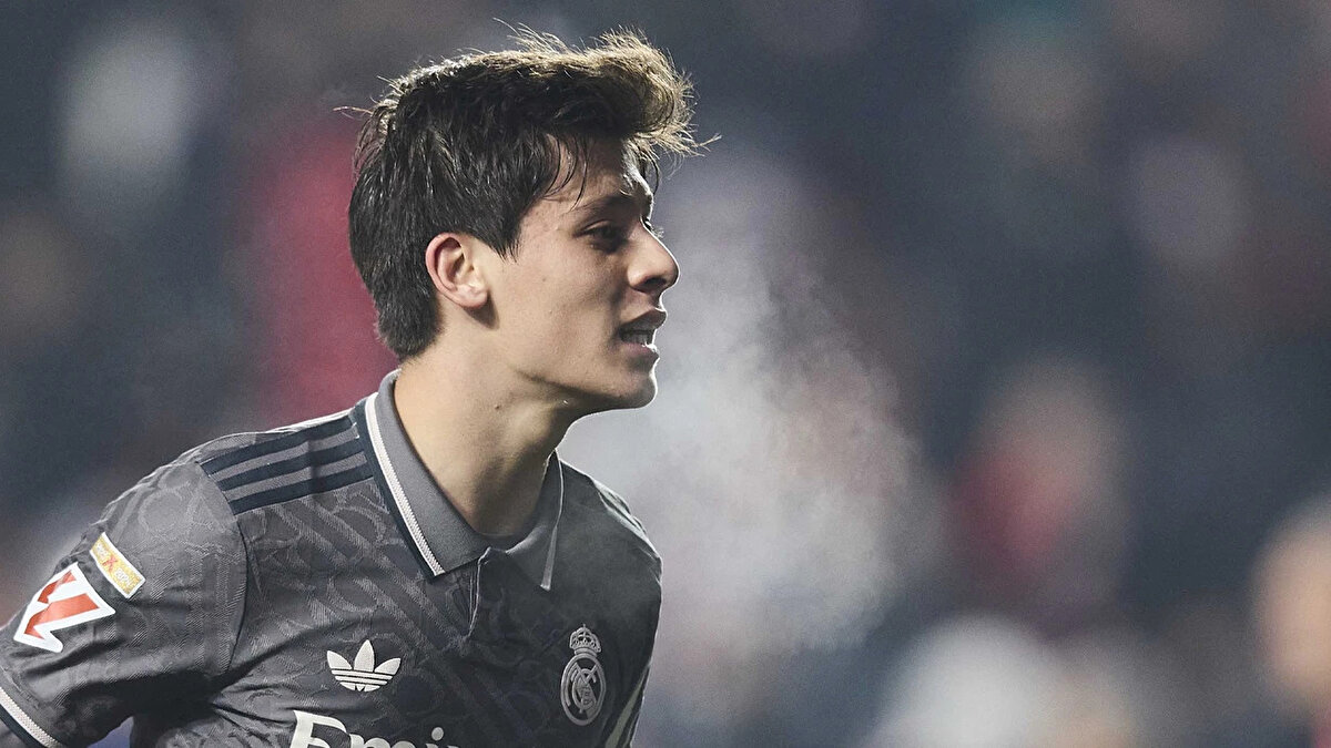 İspanyol kulübünde 20 yaşındaki futbolcunun bu sezon oynadığı 1683 dakikanın yeterli olmadığı ve beklenen sıçramayı tam olarak yapabilmesi için daha fazlasına ihtiyaç duyduğu düşünülüyor.<br>