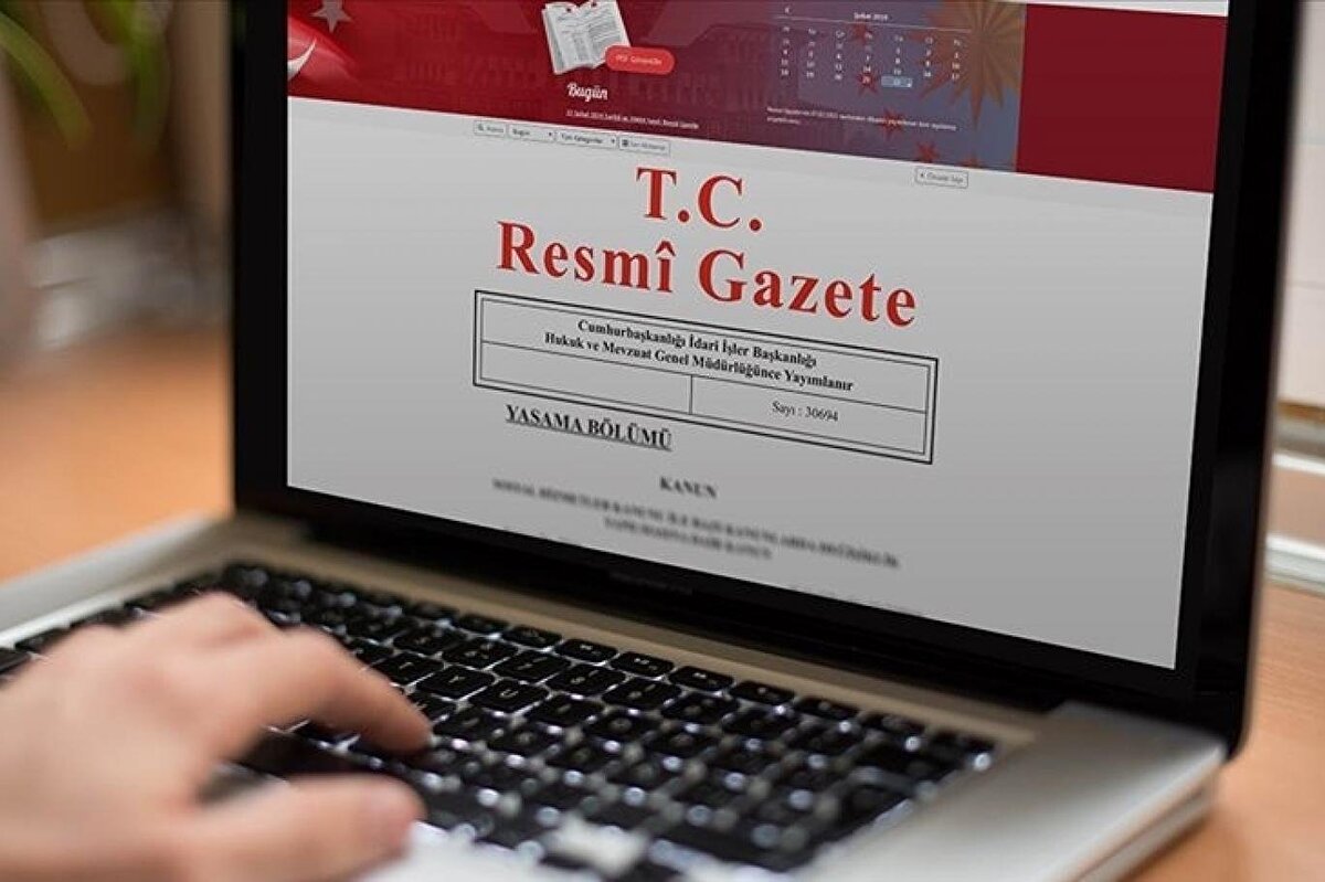 Ticaret Bakanlığınca hazırlanan "Mesafeli Sözleşmeler Yönetmeliği'nde Değişiklik Yapılmasına Dair Yönetmelik", Resmi Gazete'de yayımlandı.