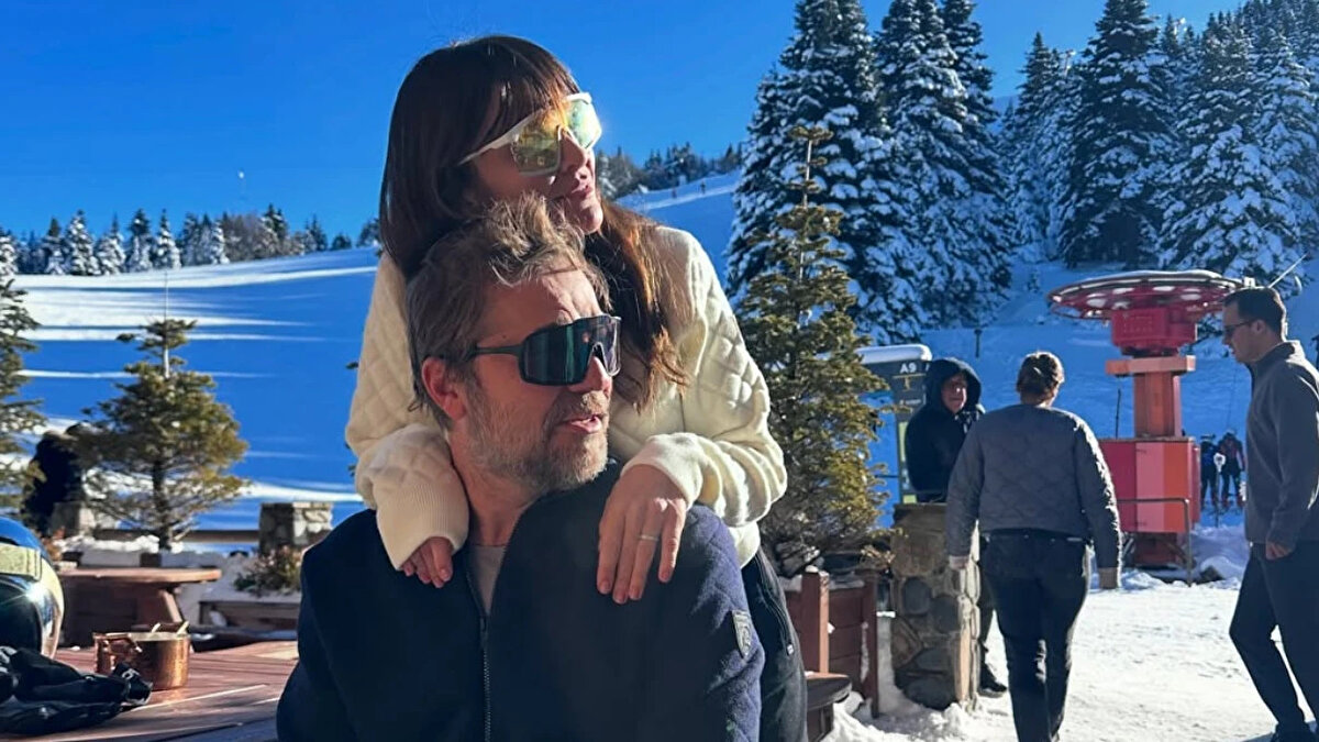 Engin Altan Düzyatan, eşi Neslişah Alkoçlar ve çocukları Emir Aras ile Alara'yı da yanına alarak iddialara göre Birleşik Arap Emirlikleri'nin gözde şehri Dubai'ye taşınıyor.