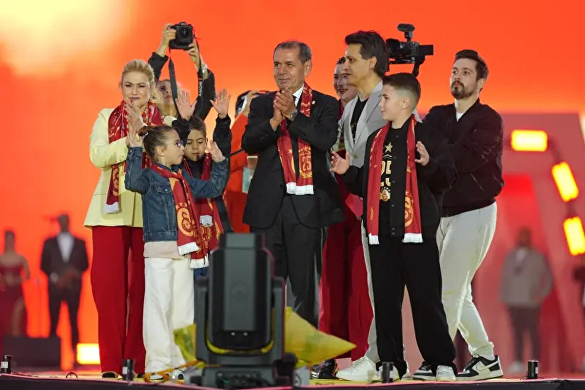 Sarı kırmızılı yönetim de yeni sezon hazırlıklarına şimdiden başladı. <br>