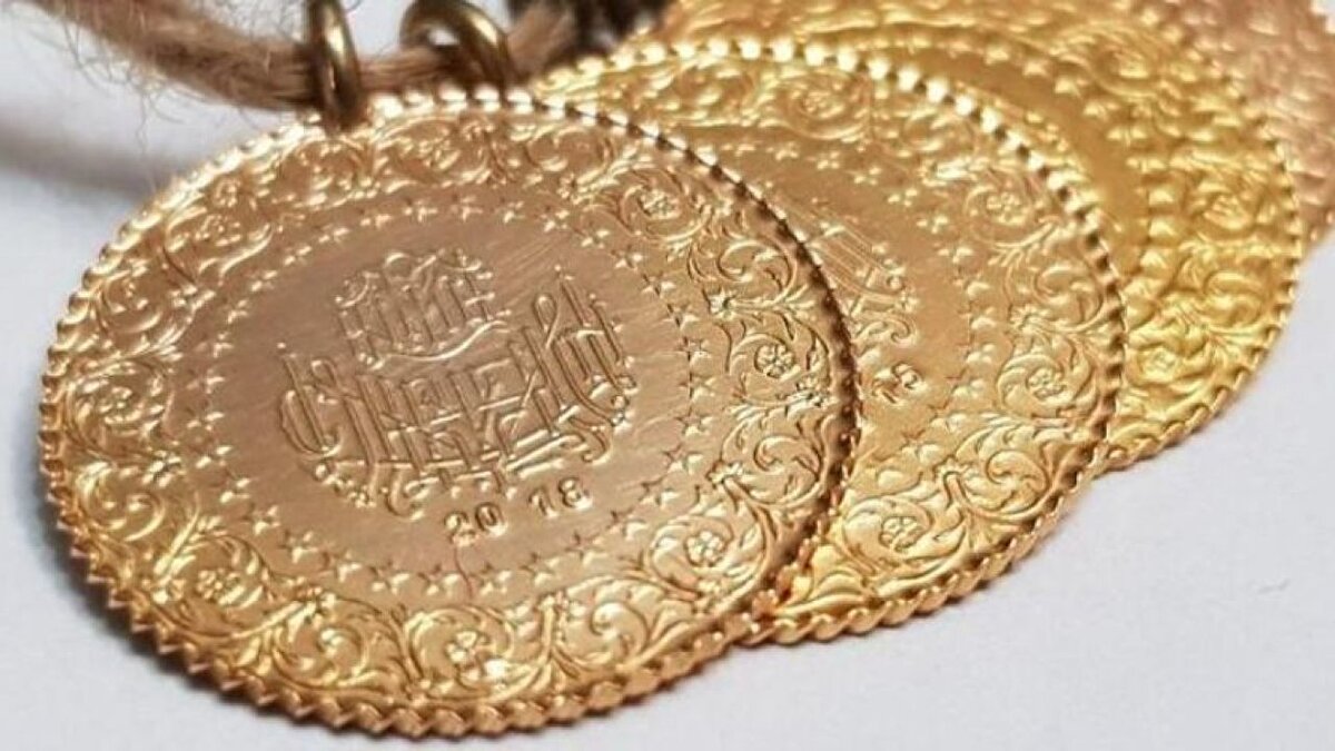 Cumhuriyet altını<br><br>Alış: 27.157<br>Satış: 27.421