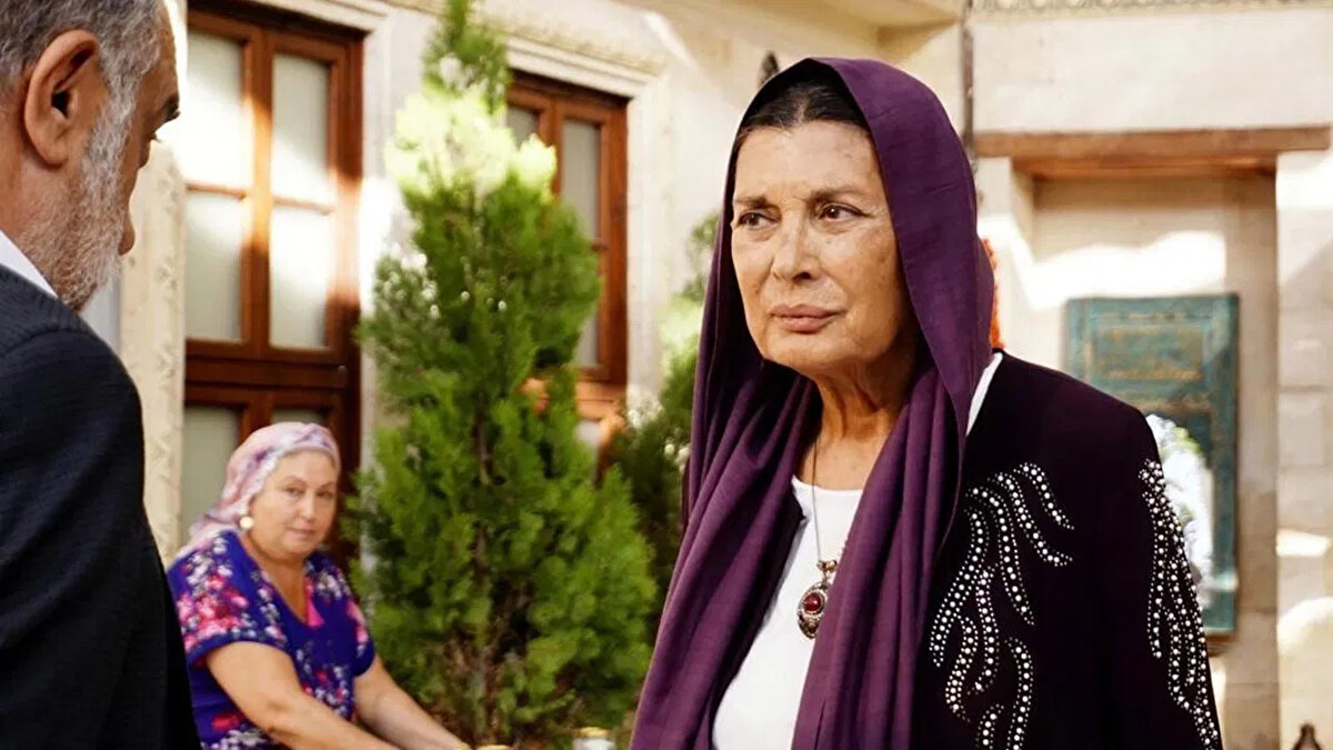 Çarpışmanın etkisiyle sürücü Ş.A. yaralanırken, ihbar üzerine kaza yerine çok sayıda 112 Acil Sağlık ekibi, trafik ekipleri ve itfaiye ekipleri sevk edildi. 