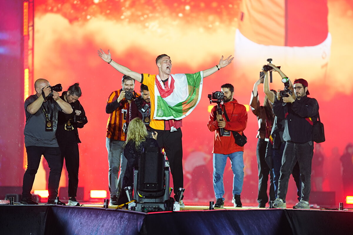 Roland Sallai - Freed From Desire